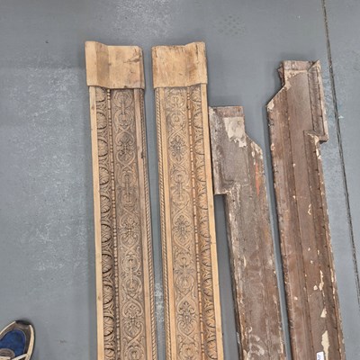 Lot 9 - A large collection of treen carved items,...