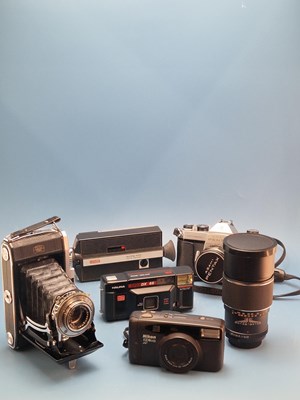 Lot 801 - A Pentax Spotmatic camera, Nikon and other...