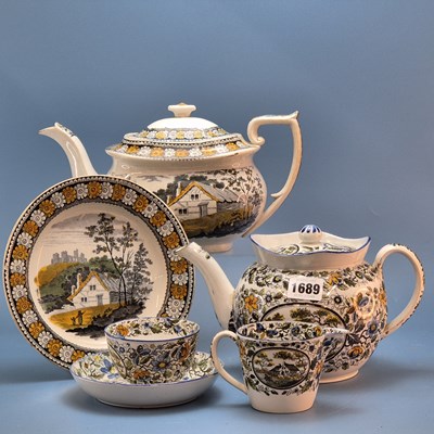 Lot 1689 - An early 19th century pearlware tea pot...