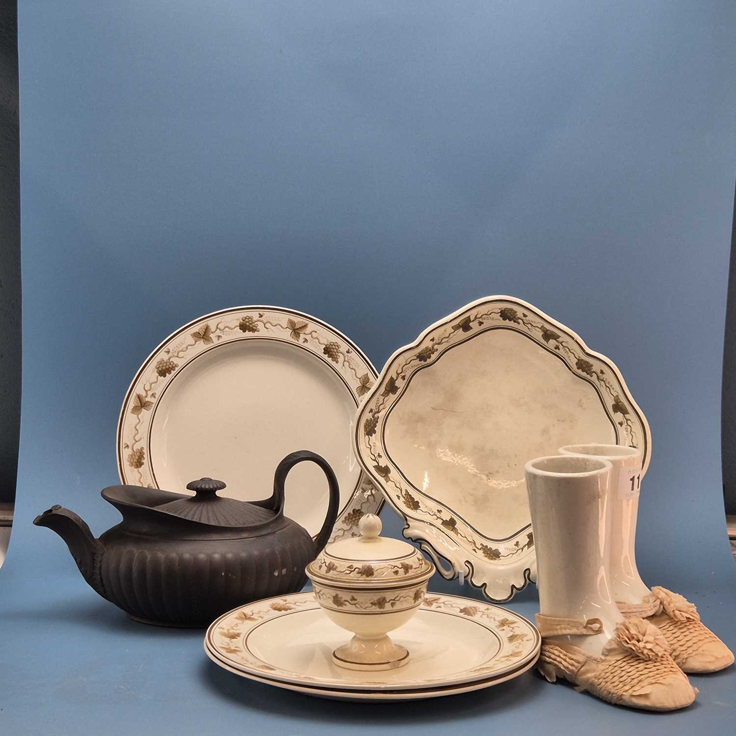 Lot 11 - A small group of antique Wedgwood pieces...
