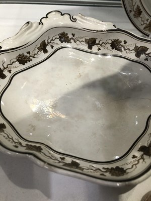 Lot 11 - A small group of antique Wedgwood pieces...