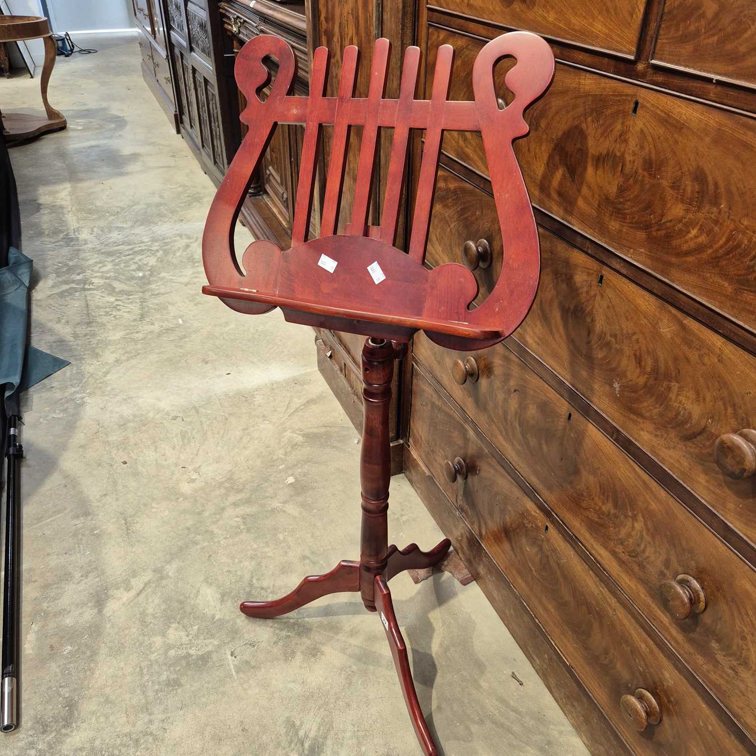 Lot 22 - A modern music stand.