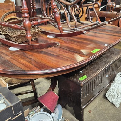 Lot 149 - A large mahogany pedestal dining table. 171 x...