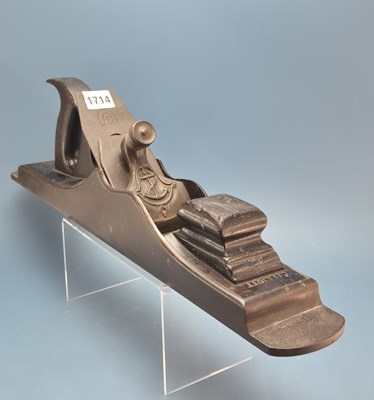 Lot 1714 - An Albertson & Son wood plane with cast steel...