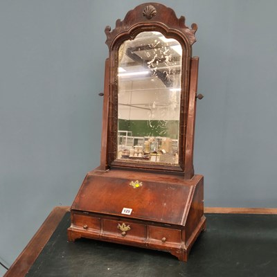 Lot 125 - An antique mahogany Georgian dresser mirror,...