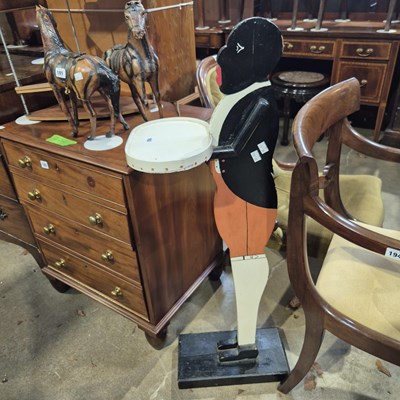 Lot 193 - A dumbwaiter