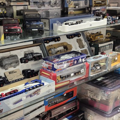 Lot 263 - Corgi heavy haulage and other vehicles.