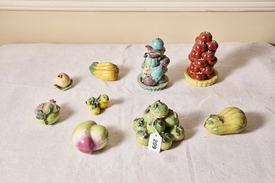 Lot 209 - A collection of antique and later Chinese...