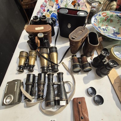 Lot 341 - A collection of various field glasses and...