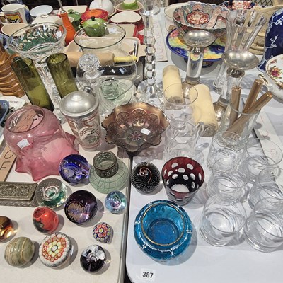 Lot 387 - A quantity of paperweights, glassware,...