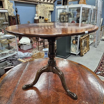 Lot 643 - A 19th-century mahogany birdcage tilt-top...