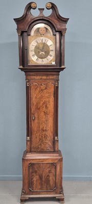 Lot 677 - A late 18th century mahogany cased eight day...