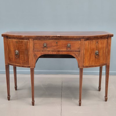 Lot 695 - A George III mahogany crossbanded and...