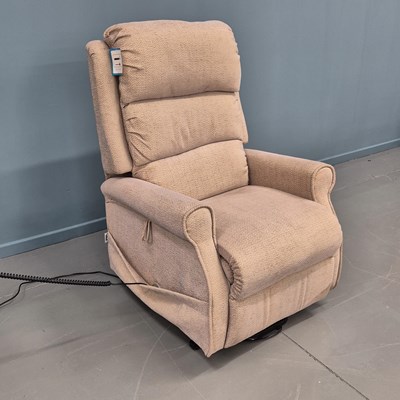 Lot 939 - A modern reclining armchair