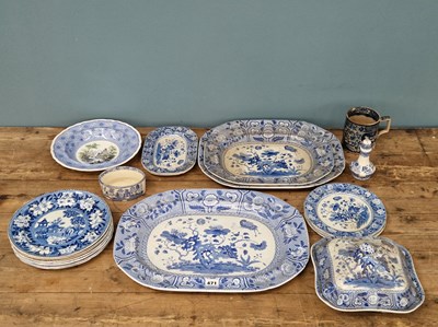 Lot 471 - An antique Spode India pattern blue and white...
