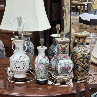Lot 1014 - Six various table lamps with oriental decoration