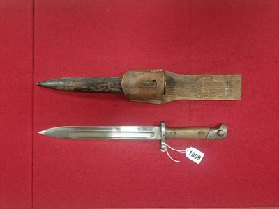 Lot 1909 - A Mauser 1904 bayonet.