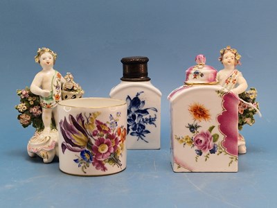 Lot 473 - Five pieces of antique porcelain, a pair of...