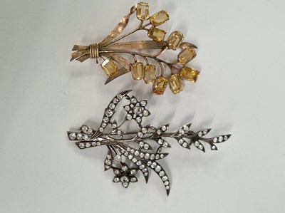 Lot 1232 - A vintage unhallmarked silver and paste floral...