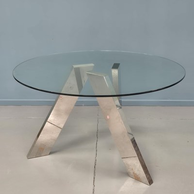 Lot 1797 - An interesting contemporary chrome and glass...