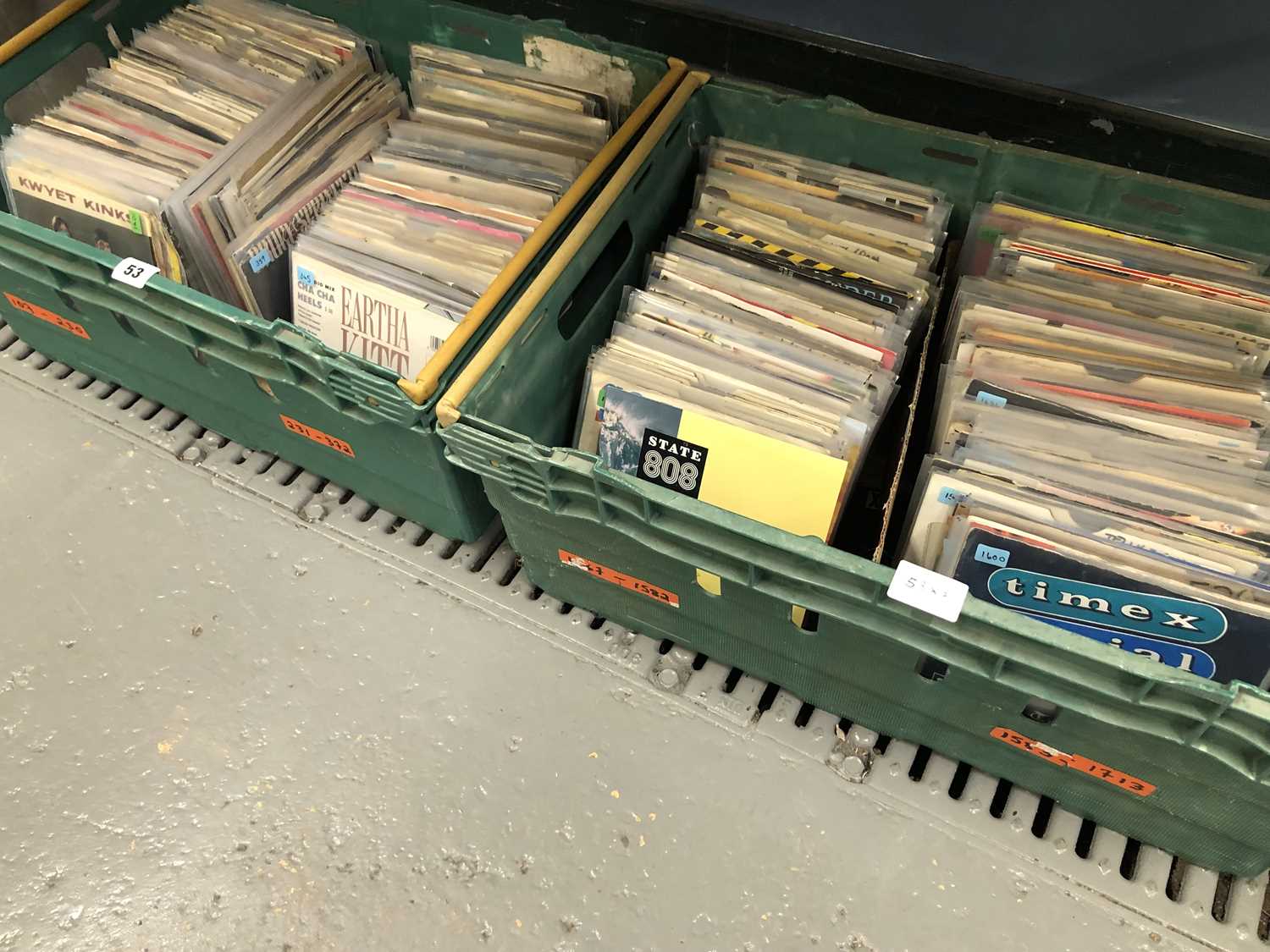 Lot 53 - Pop/Rock - 7" Single Records; Approx 440...