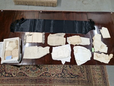 Lot 302 - A selection of lace, christening gowns, a gent'...