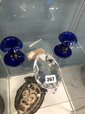 Lot 267 - A large clear glass pendant together with a...