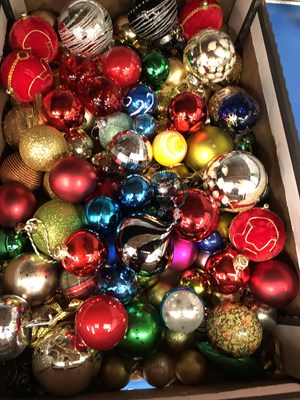 Lot 352 - A large collection of Christmas tree baubles