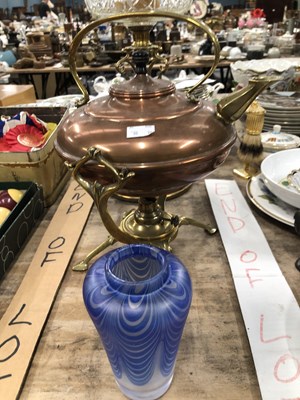 Lot 373 - An oil lamp with a clear glass receiver, a...