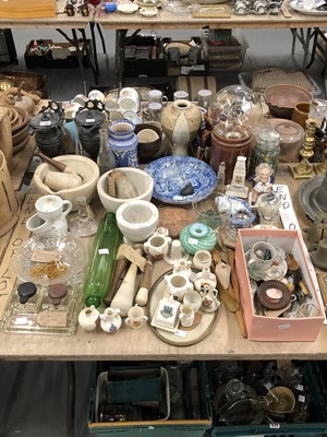 Lot 438 - Mortars and pestles, Goss and other armorial...