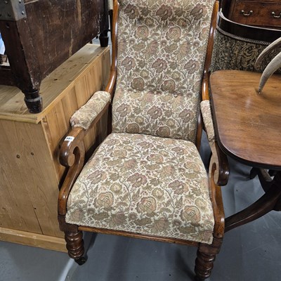 Lot 889 - A Victorian mahogany armchair.
