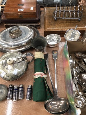 Lot 533 - Cased and loose electroplate cutlery, a...