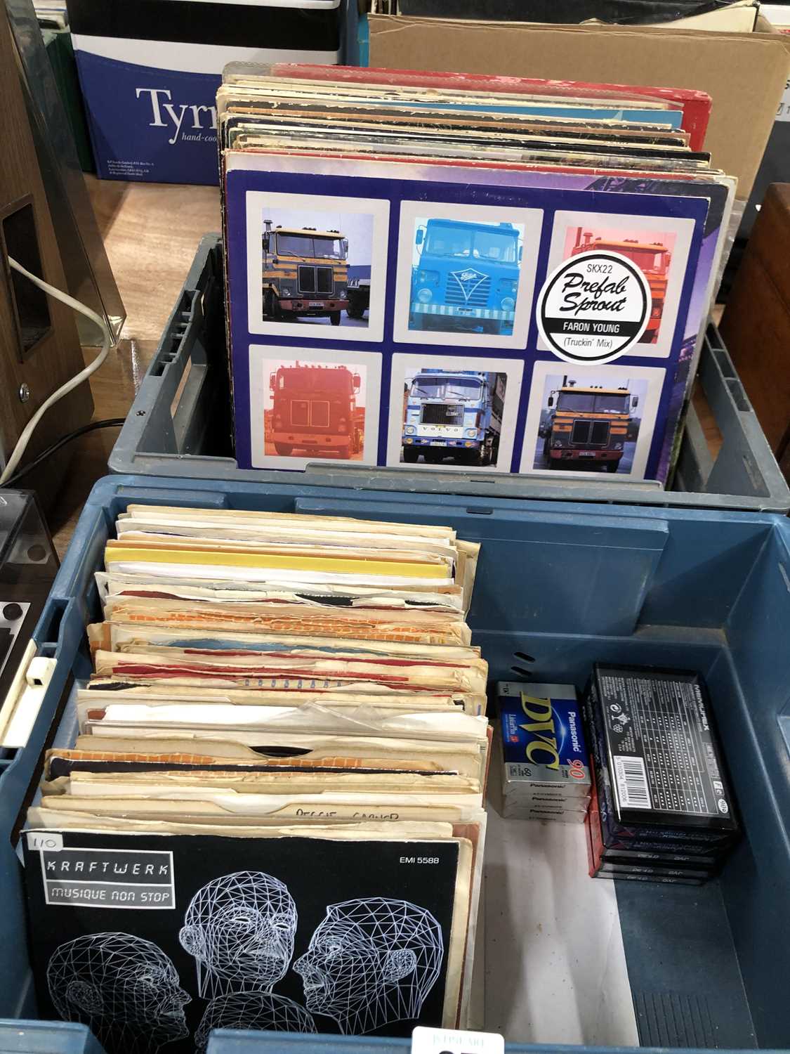 Lot 95 - A collection of LP Records & 7" singles; Pink...