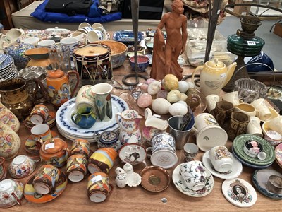 Lot 551 - Egg hand coolers, a Susie Cooper coffee set,...