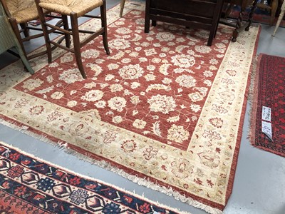 Lot 985 - An oriental rug of Zeigler design 230 x 170cms