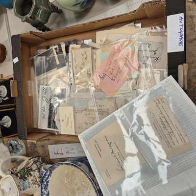 Lot 566 - A collection of various autographs, letters,...