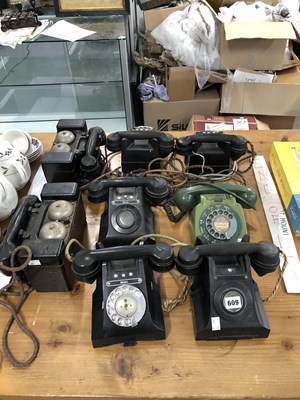 Lot 609 - Various vintage telephones