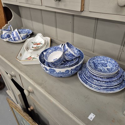 Lot 708 - A collection of spodes italian pattern china etc.