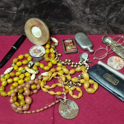 Lot 197 - A Park duofold fountain pen with a 14ct gold...