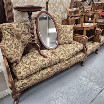 Lot 1235 - An early 20th-century walnut-framed Bergere...