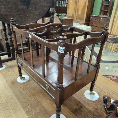 Lot 1128 - A small mahogany cantabury stand