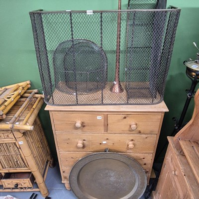 Lot 1133 - A Group of antique fireside brasswares etc