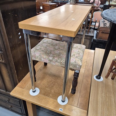 Lot 1058 - An oak office side table and one other