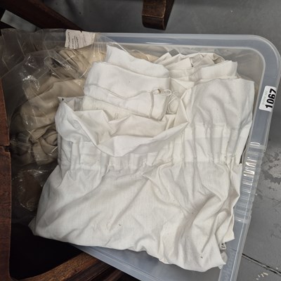 Lot 1067 - Various curtains