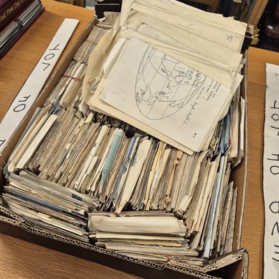 Lot 629 - A large collection of vintage letters and...