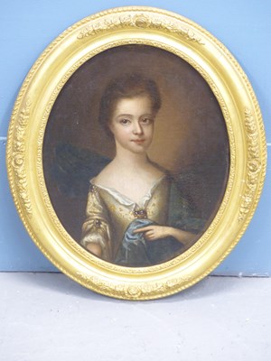 Lot 522 - 18th century school, an oval portrait of a...
