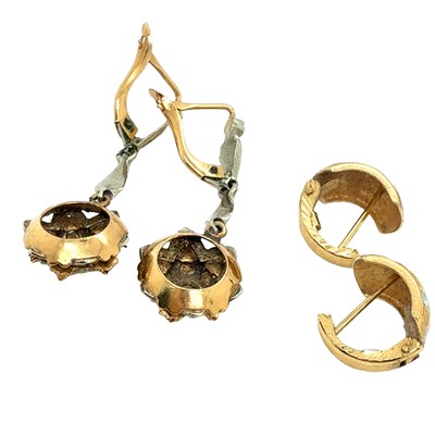 Lot 3 - A pair of gemset vintage articulated starburst...