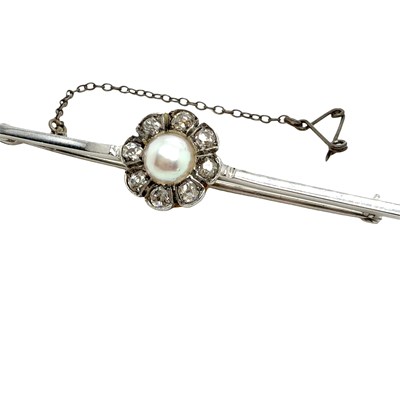 Lot 20 - An early 20th-century old cut diamond and...