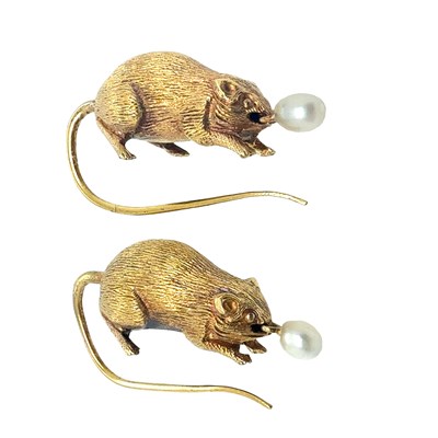 Lot 53 - A whimsical pair of earrings in the form of...