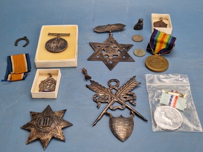 Lot 249 - A WWi medal pair to Pte. JAF Street. London...